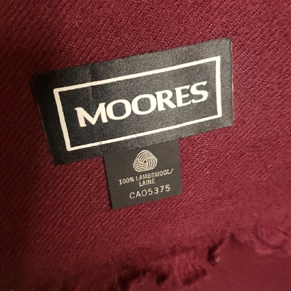 Beautiful soft 100% lambs wool scarf - Picture 2 of 4